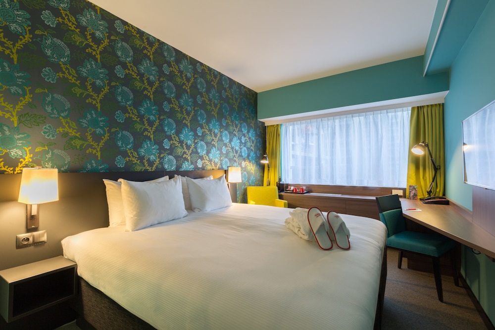 Double Room, 1 Queen Bed, City View