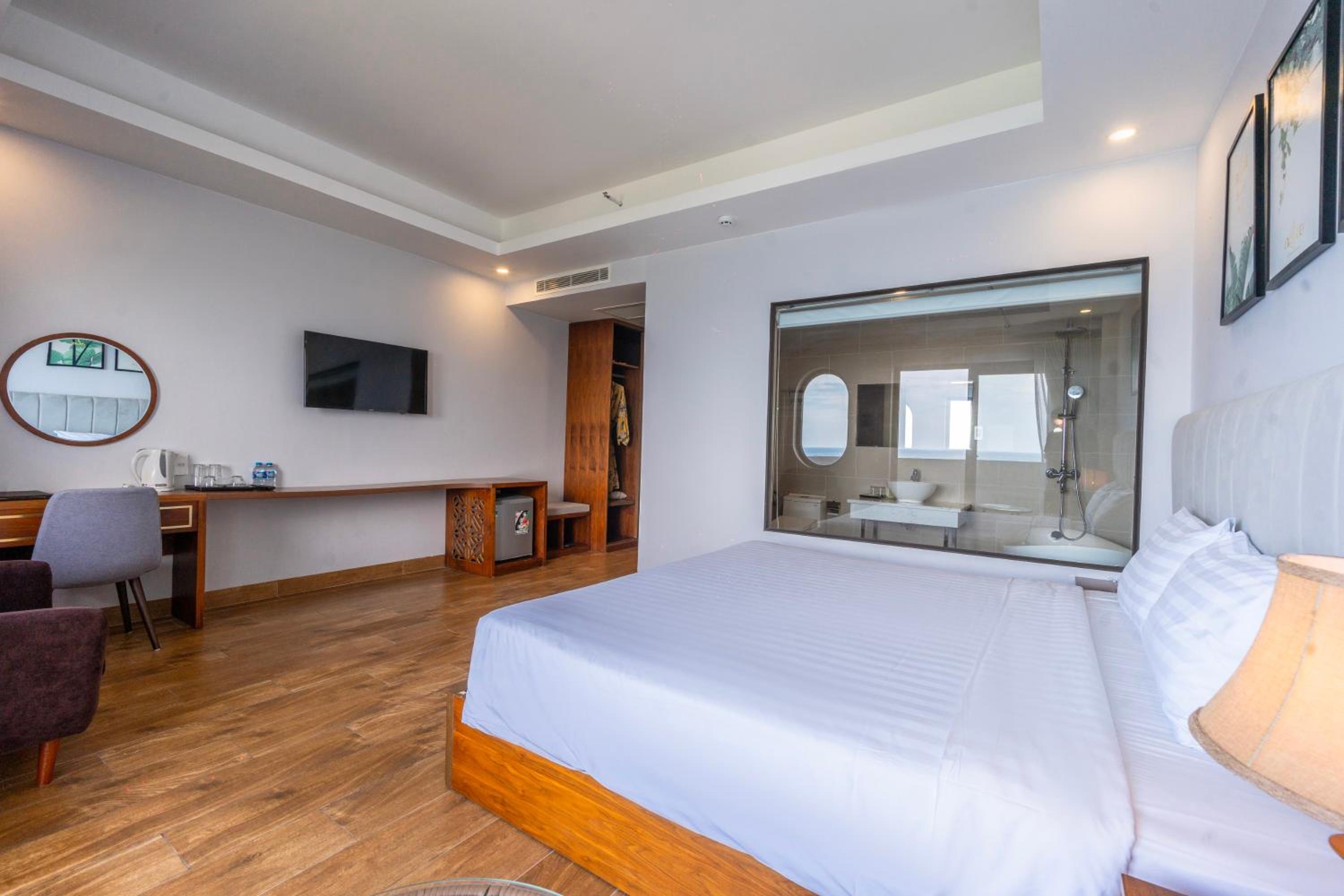 Junior Suite With Ocean View photo 1