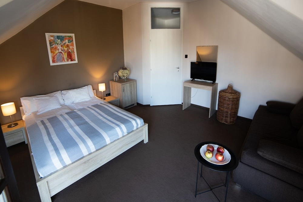 Family Triple Room photo 1