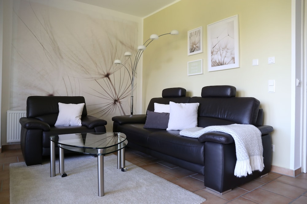 Condo, Private Bathroom (Ferienwohnung Gelb) photo 1