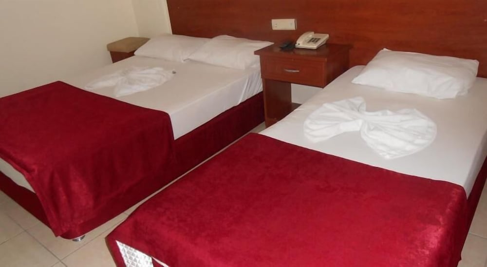 Double Or Twin Room, Partial Sea View