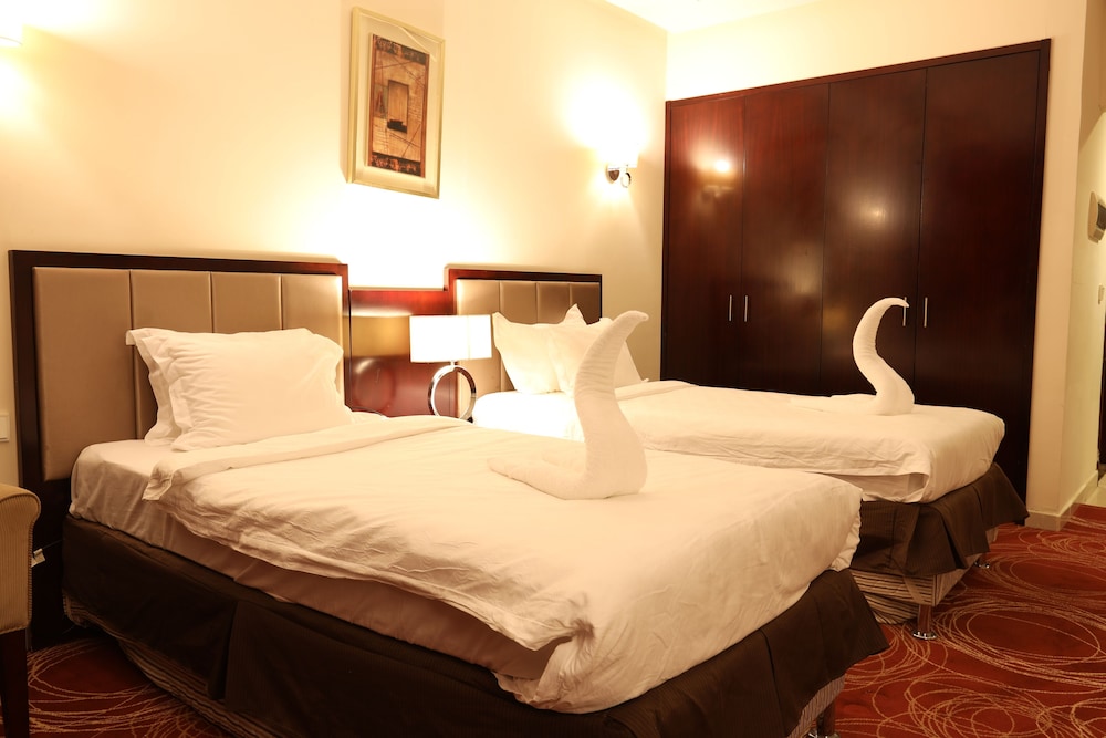 Standard Twin Room - Photo 1
