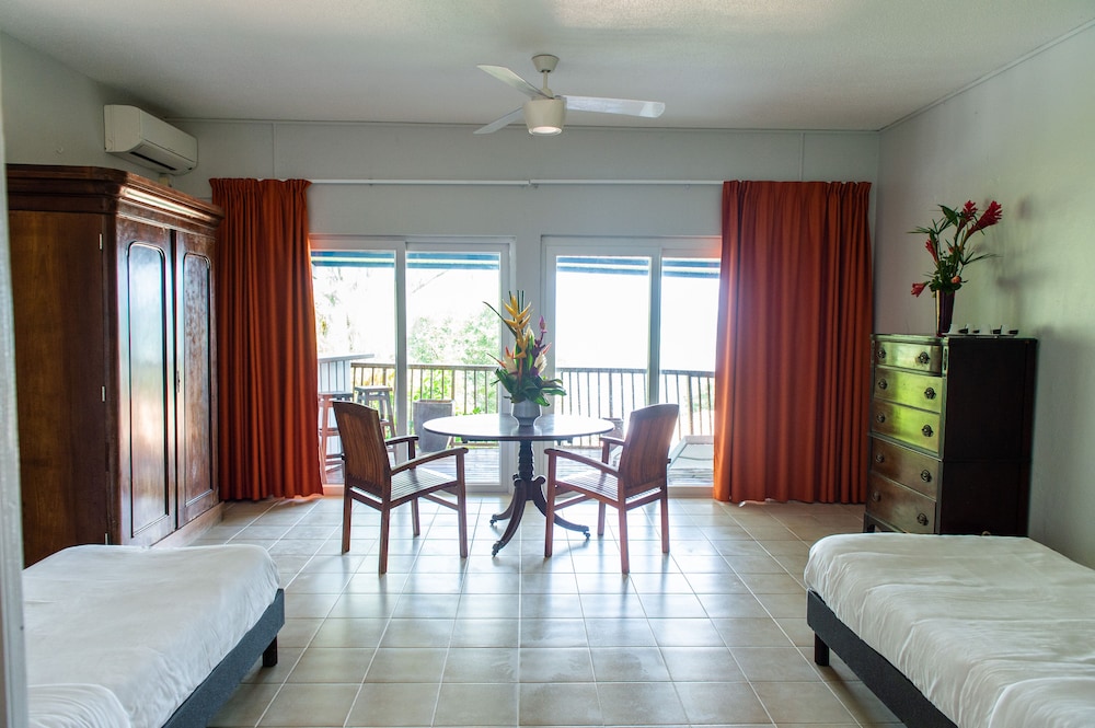 Quadruple Room, Multiple Beds, Non Smoking, Sea View photo 3