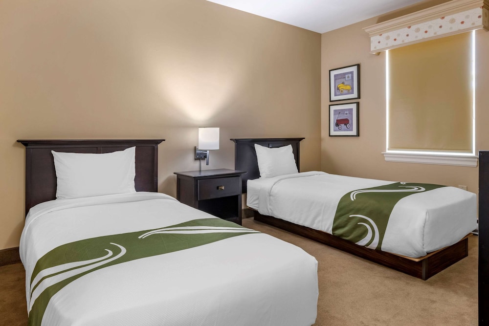Suite, Multiple Beds, Non Smoking (Upgrade) - Photo 1