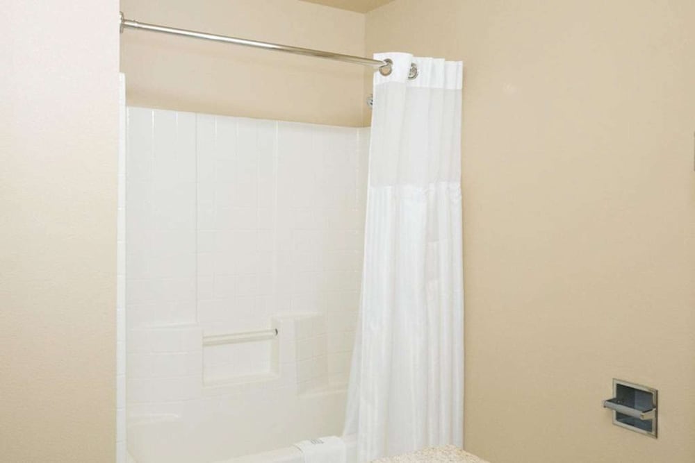 Suite, Multiple Beds - Photo 4