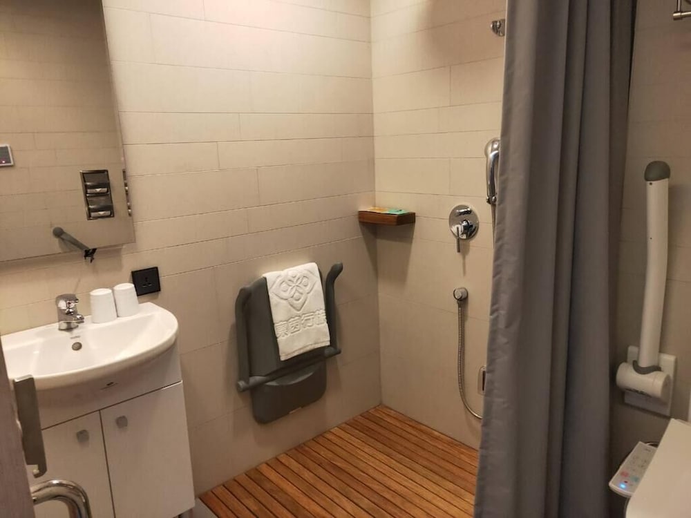 Basic Double Room - Photo 3