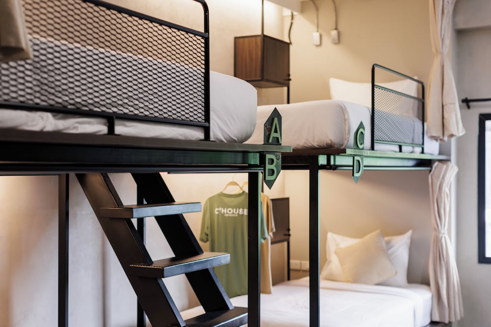 Standard Shared Dormitory, Women only