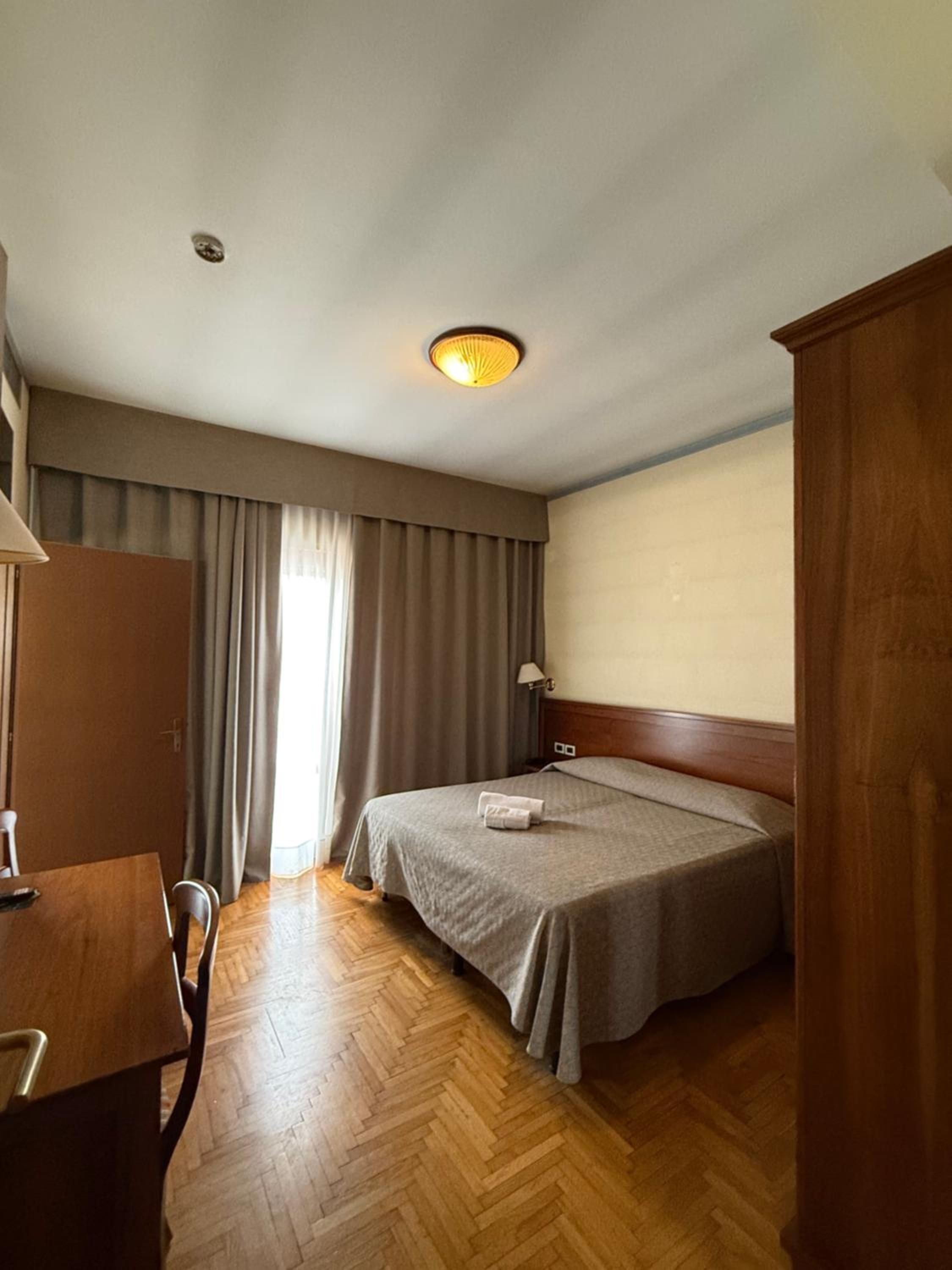 Basic Double Room photo 1