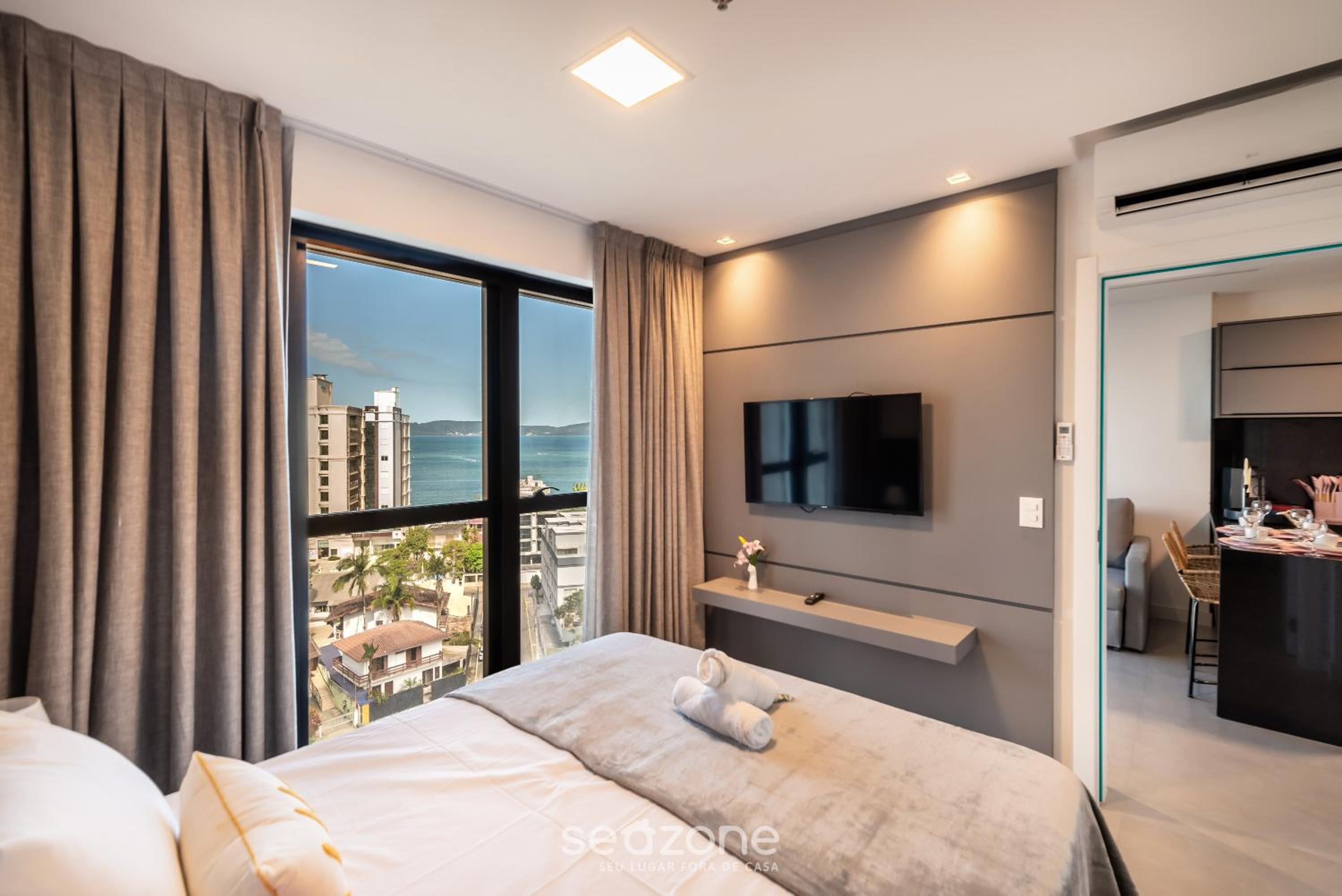 One-Bedroom Apartment with Ocean View