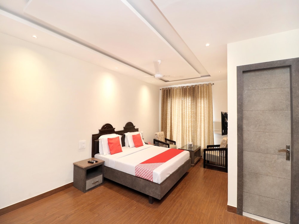 Deluxe Double Or Twin Room, 1 King Bed photo 3