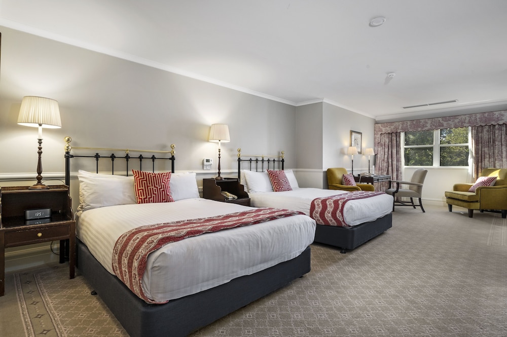 Deluxe Twin Room, 2 Queen Beds photo 1