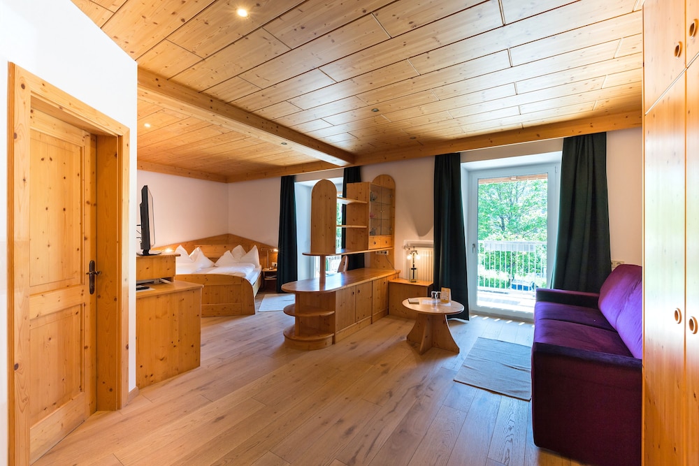 Superior Double Room, 1 Bedroom, Balcony photo 2
