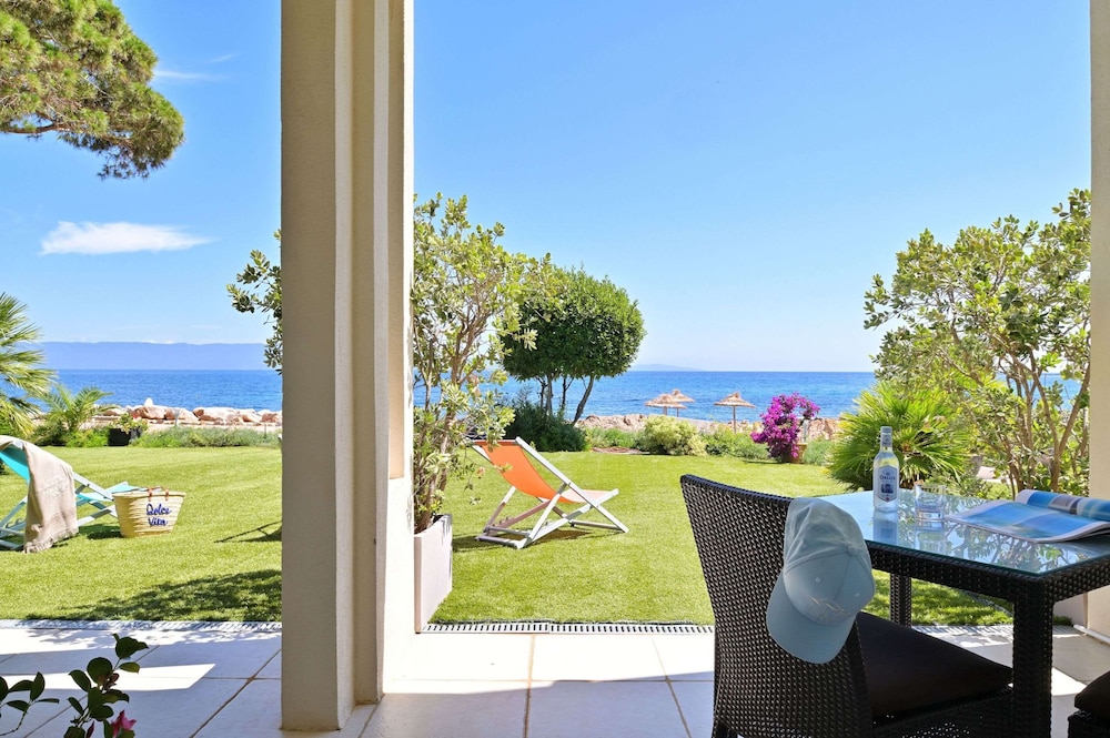 Suite, Sea View