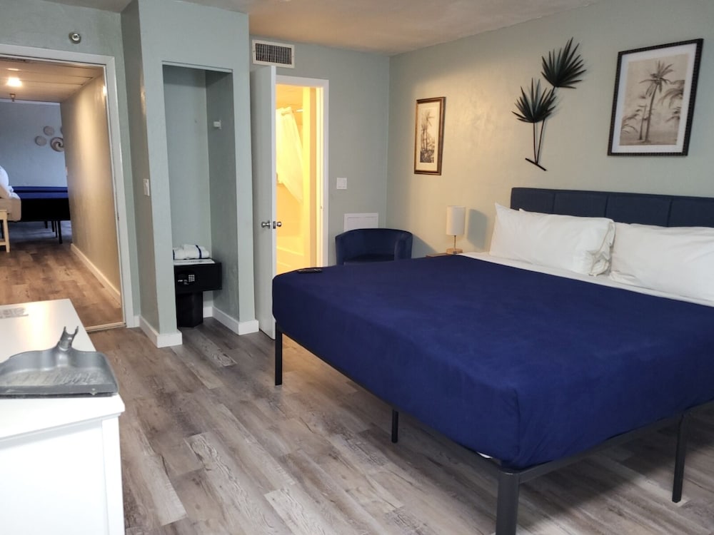 Family Suite, 2 Bedrooms, River View - Photo 8
