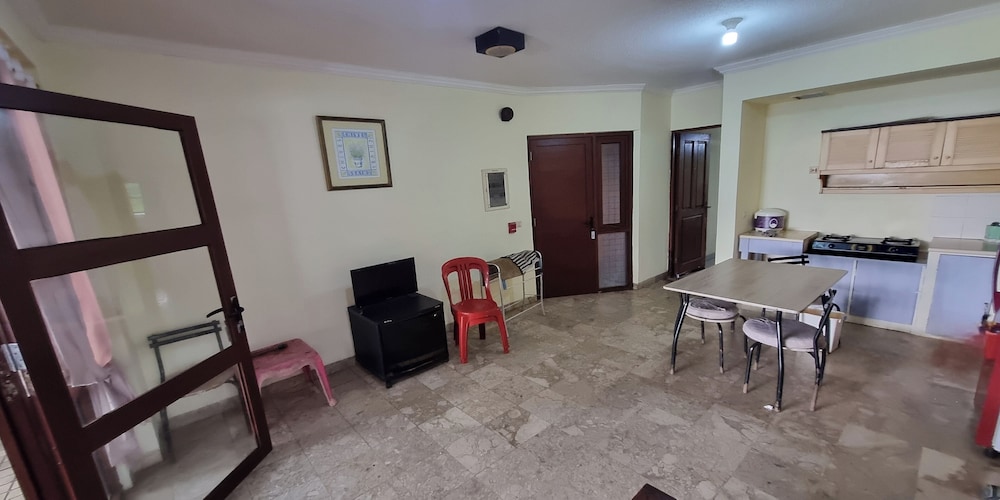 Apartment photo 3