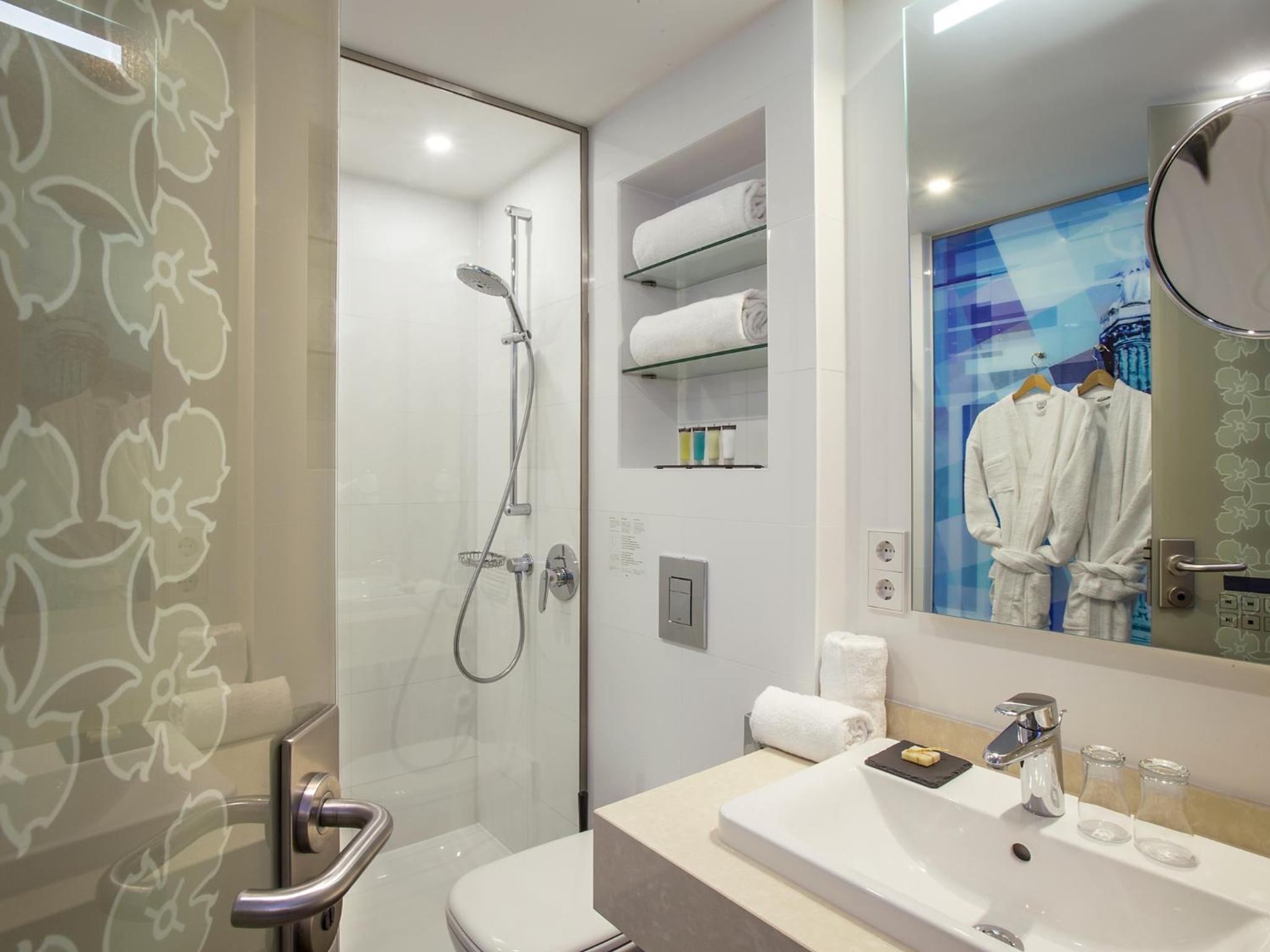 Double Room - Photo 3