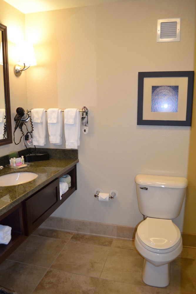 Standard Room, 2 Queen Beds (Walk-In Shower)