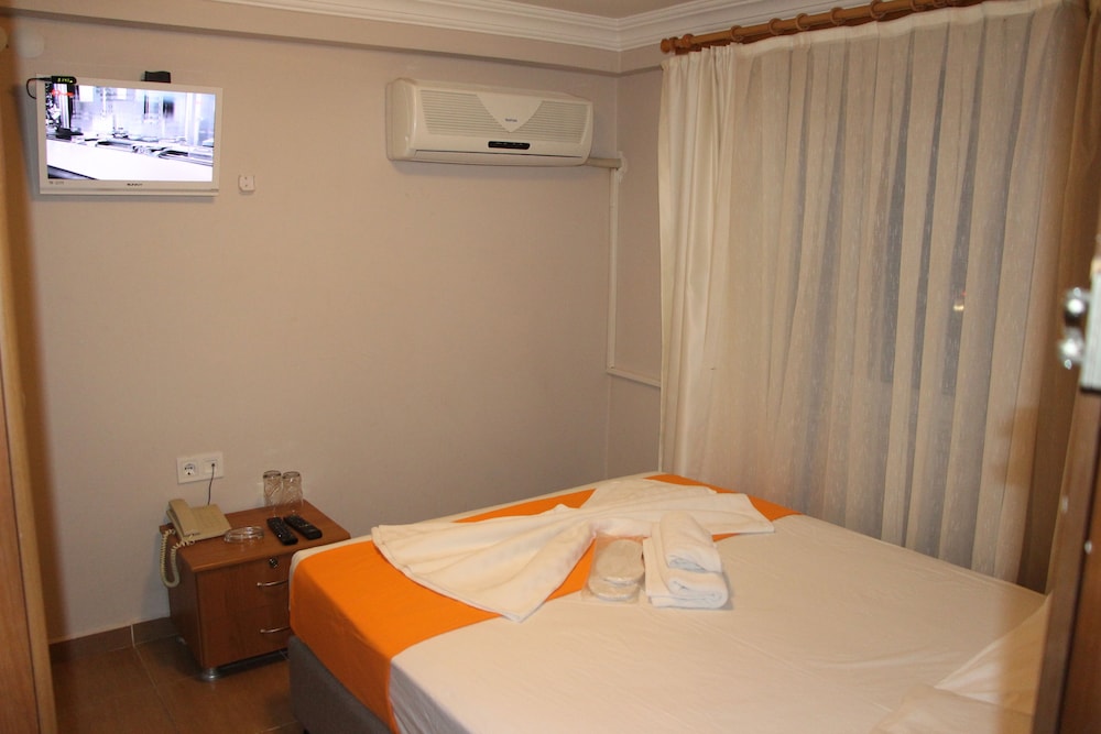 Standard Double Room photo 3