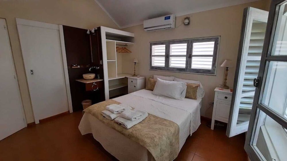 Standard Room photo 2