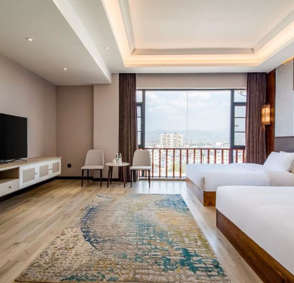Deluxe Twin Room photo 3