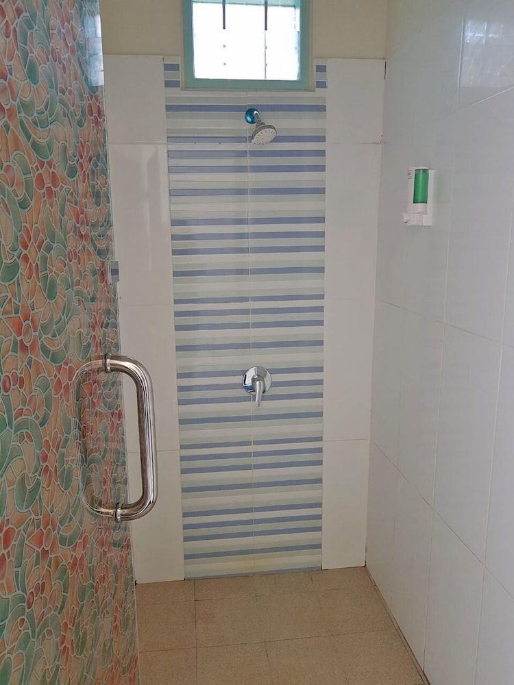 Family Triple Room, Multiple Beds photo 2