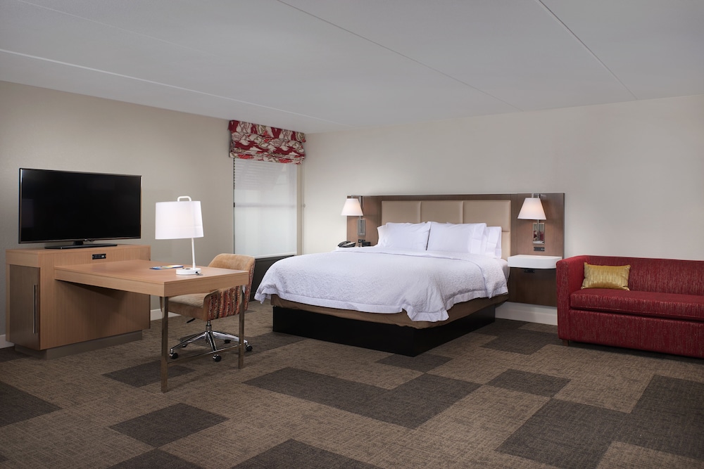 Studio Suite, 1 King Bed, Non Smoking - Photo 2