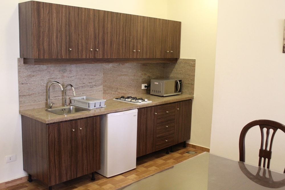 Executive Suite, 2 Bedrooms, Kitchenette, Mountain View photo 3