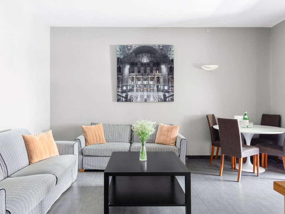 2 Bedroom Apartment, Sofa Bed photo 1