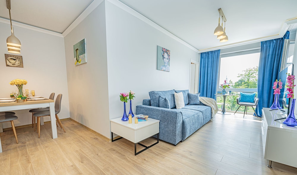 Family Apartment photo 2