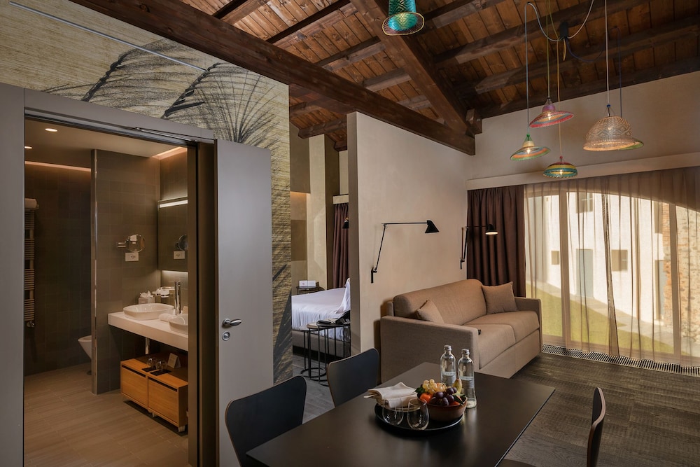 Deluxe Room, Garden Area photo 1