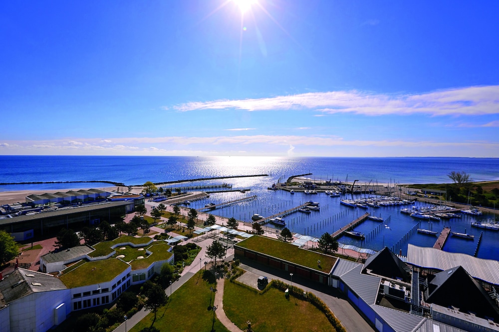 Family Suite, 2 Bedrooms, Refrigerator, Ocean View photo 3