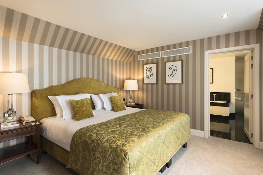 Family Suite, Balcony, Garden View