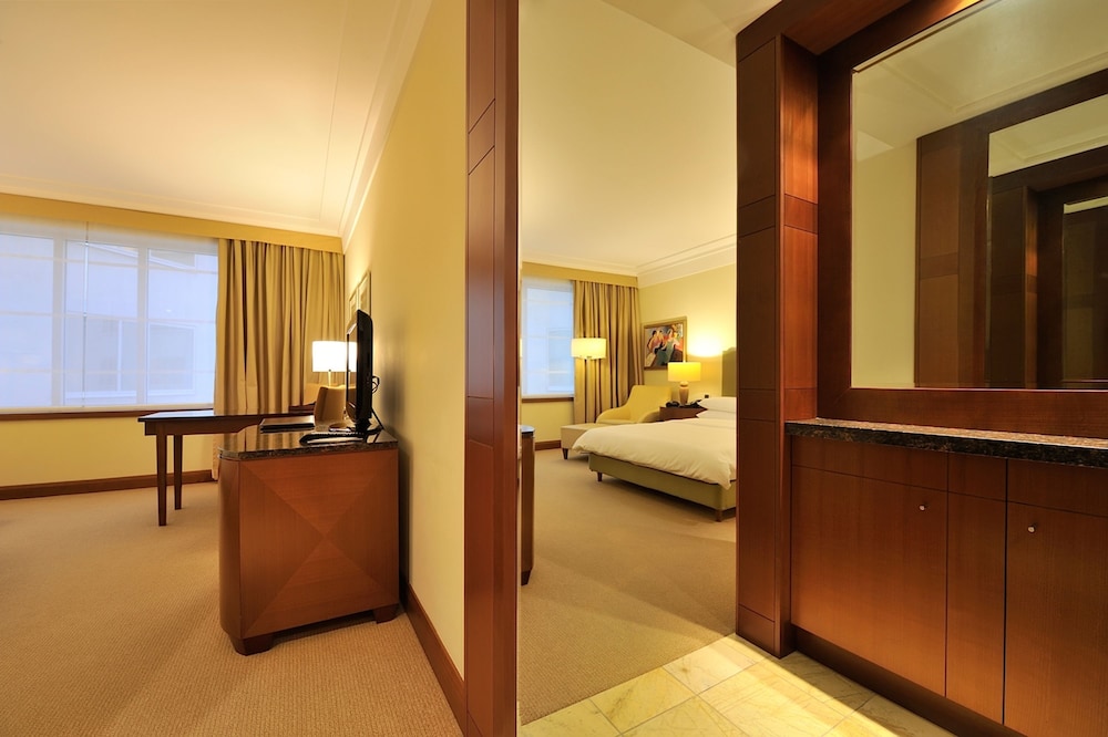Club Double Room, 1 King Bed - Photo 1