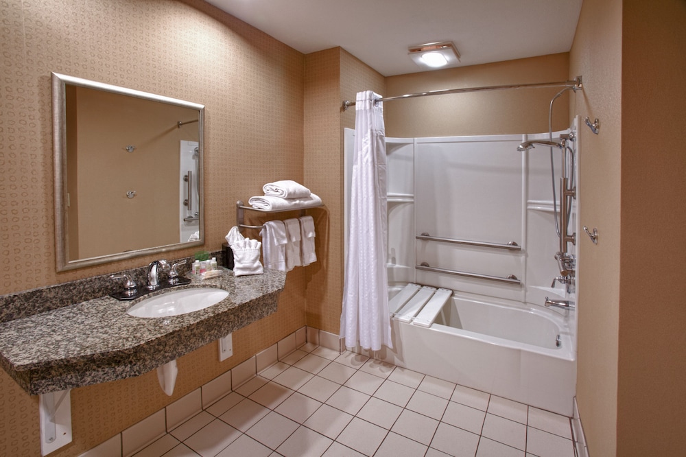 Standard Room, 2 Queen Beds, Accessible (Communications, Accessible Tub)