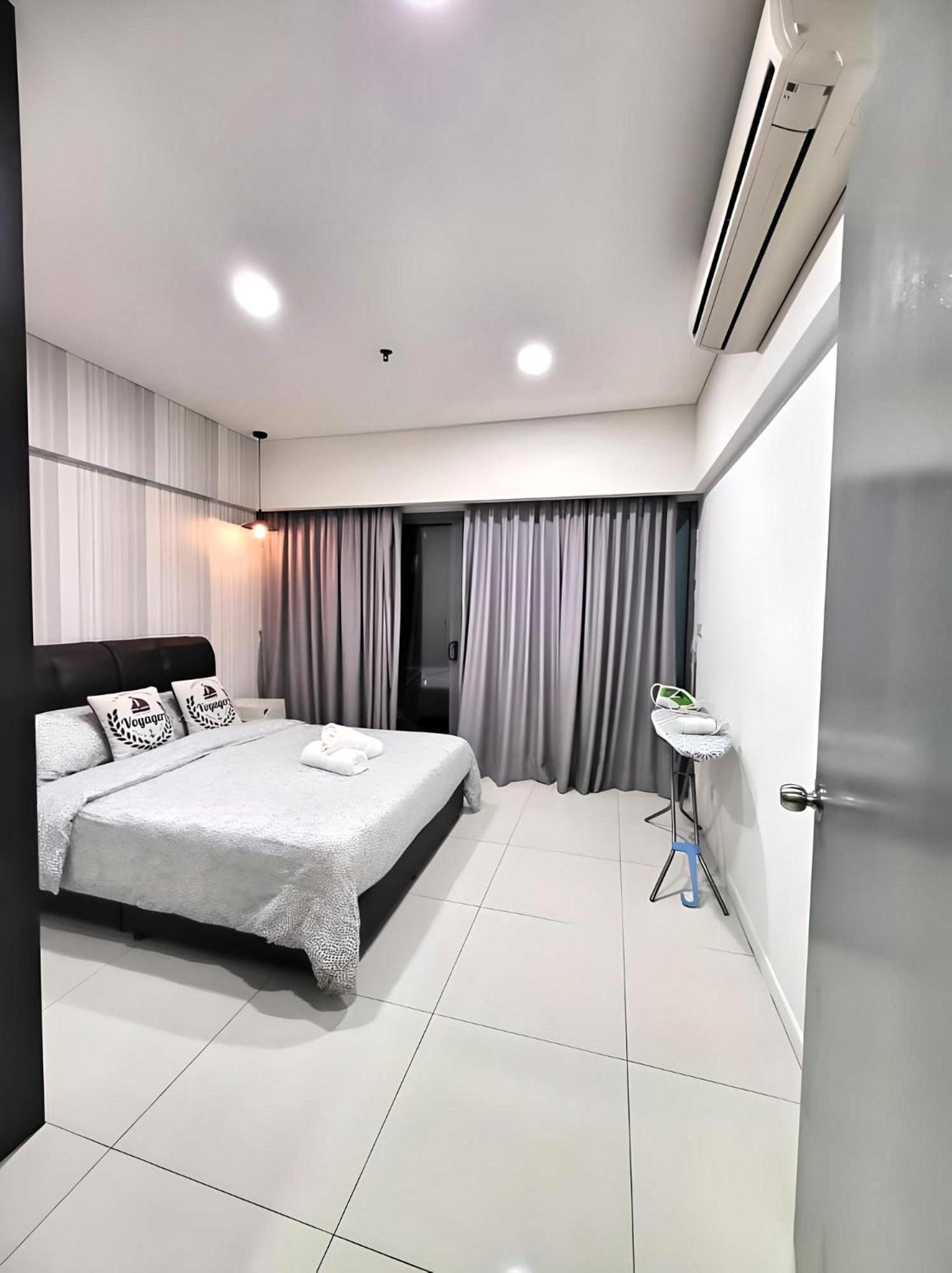 Family Two-Bedroom Apartment With View