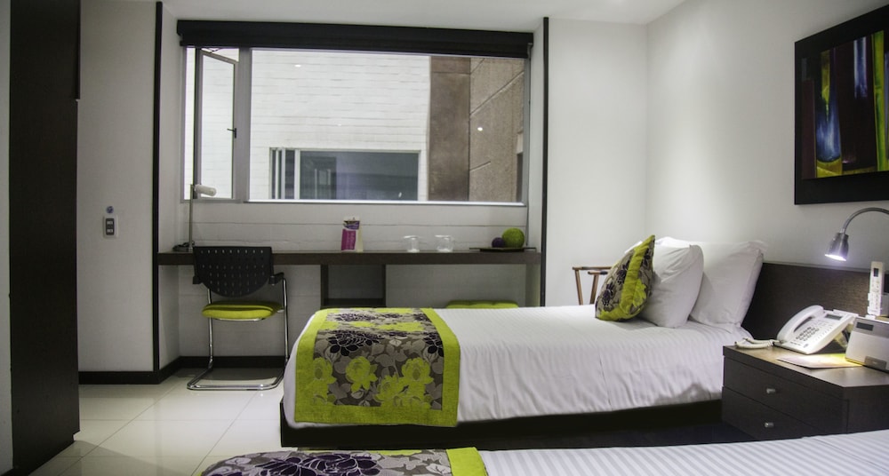 Standard Twin Room - Photo 1