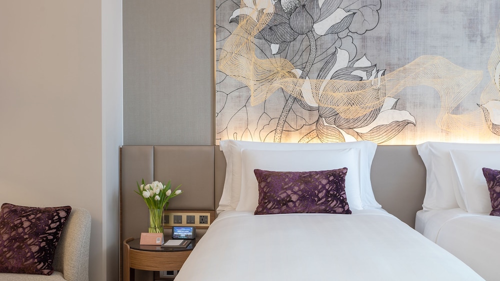 Premier Twin Room