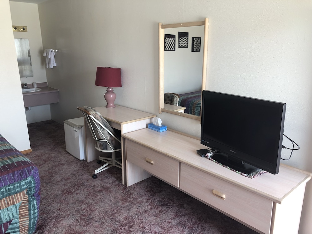 Business Room, 1 Queen Bed photo 2
