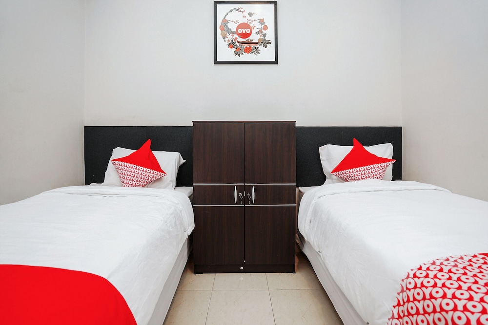 Standard Twin Room - Photo 6