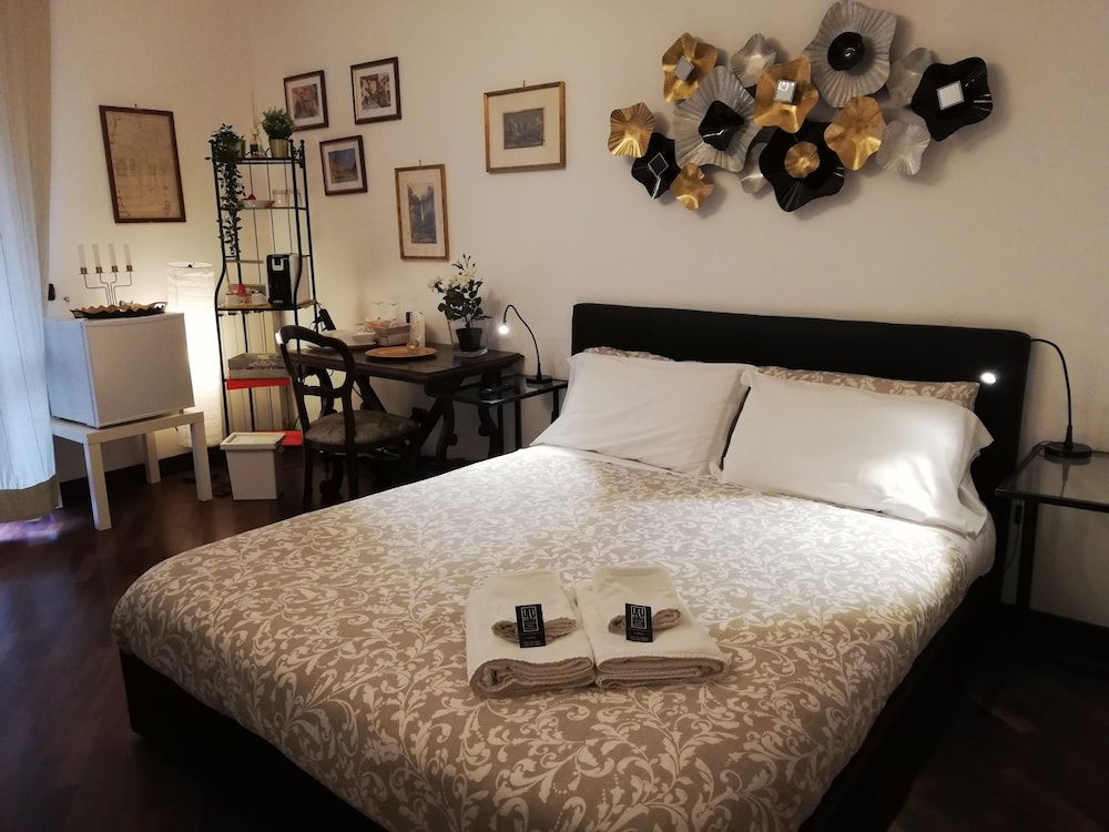 Comfort Apartment, 4 Bedrooms, Garden View photo 2