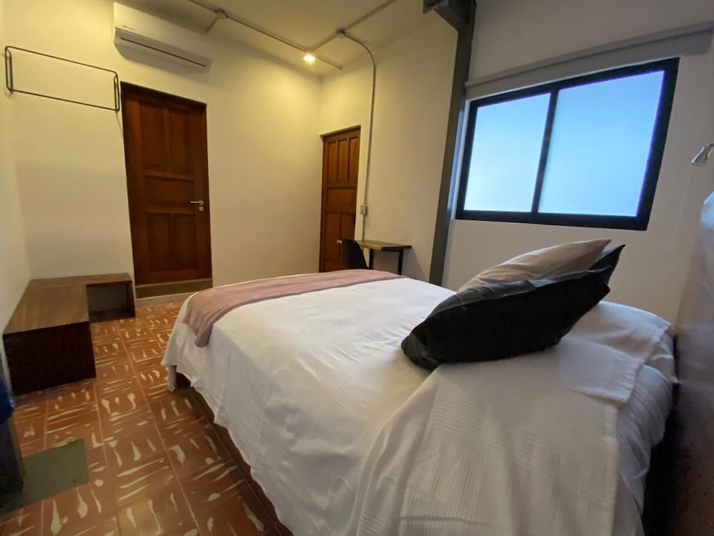 Classic Room, 1 Double Bed photo 3