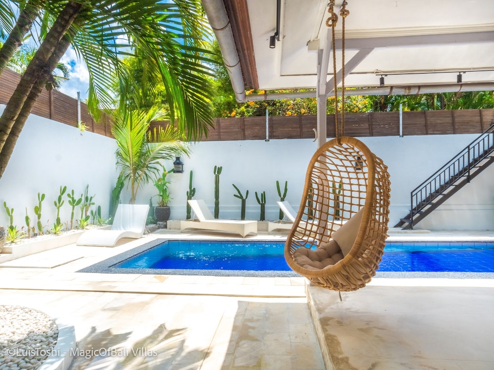 Luxury Villa, 3 Bedrooms, Lanai, Garden View