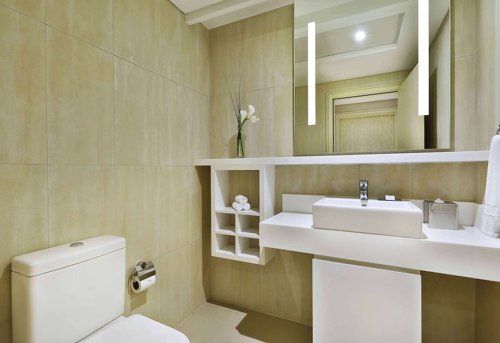 1 Bedroom Suite - City View