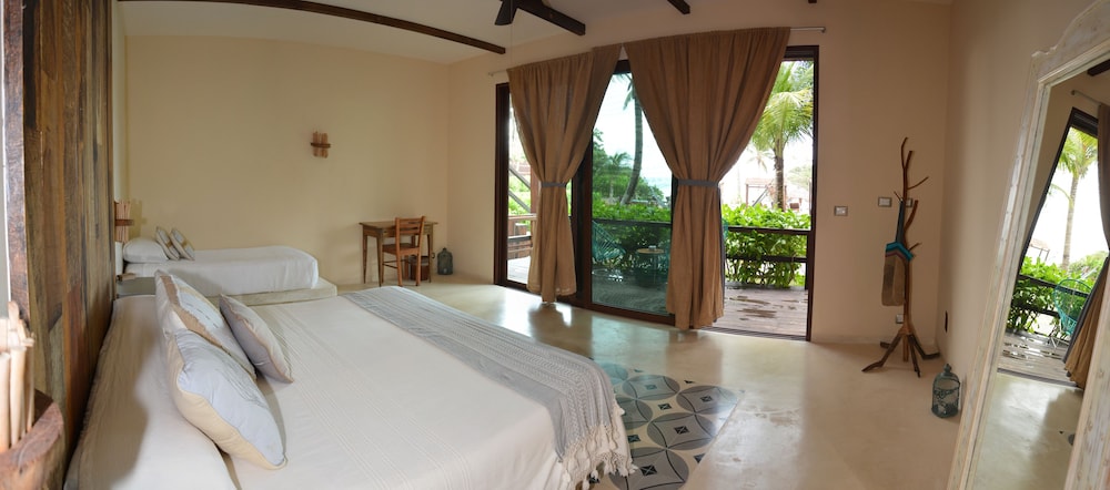 Beachside Ground Luxury Suite
