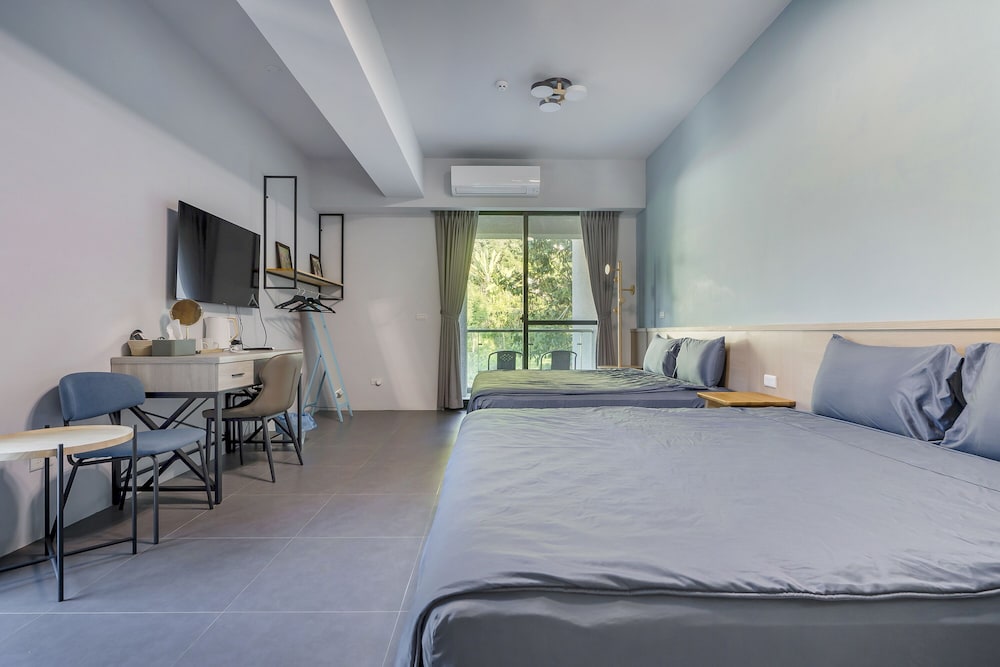 Quadruple Room with Mountain View - Photo 4