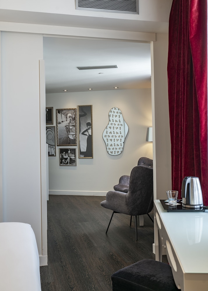Superior Room (Single Use)