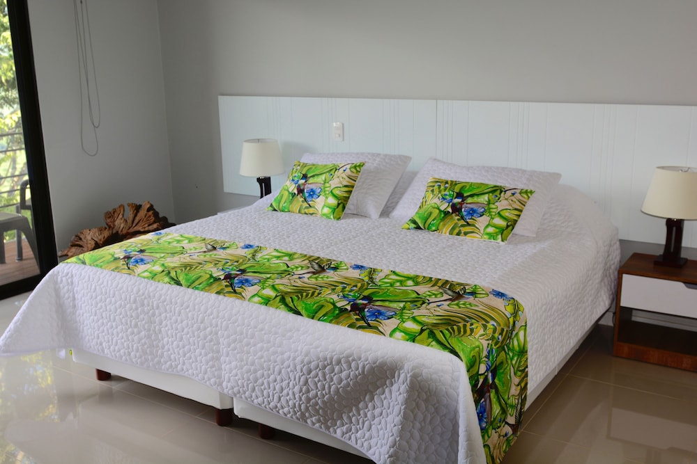 Superior Room, Mountain View