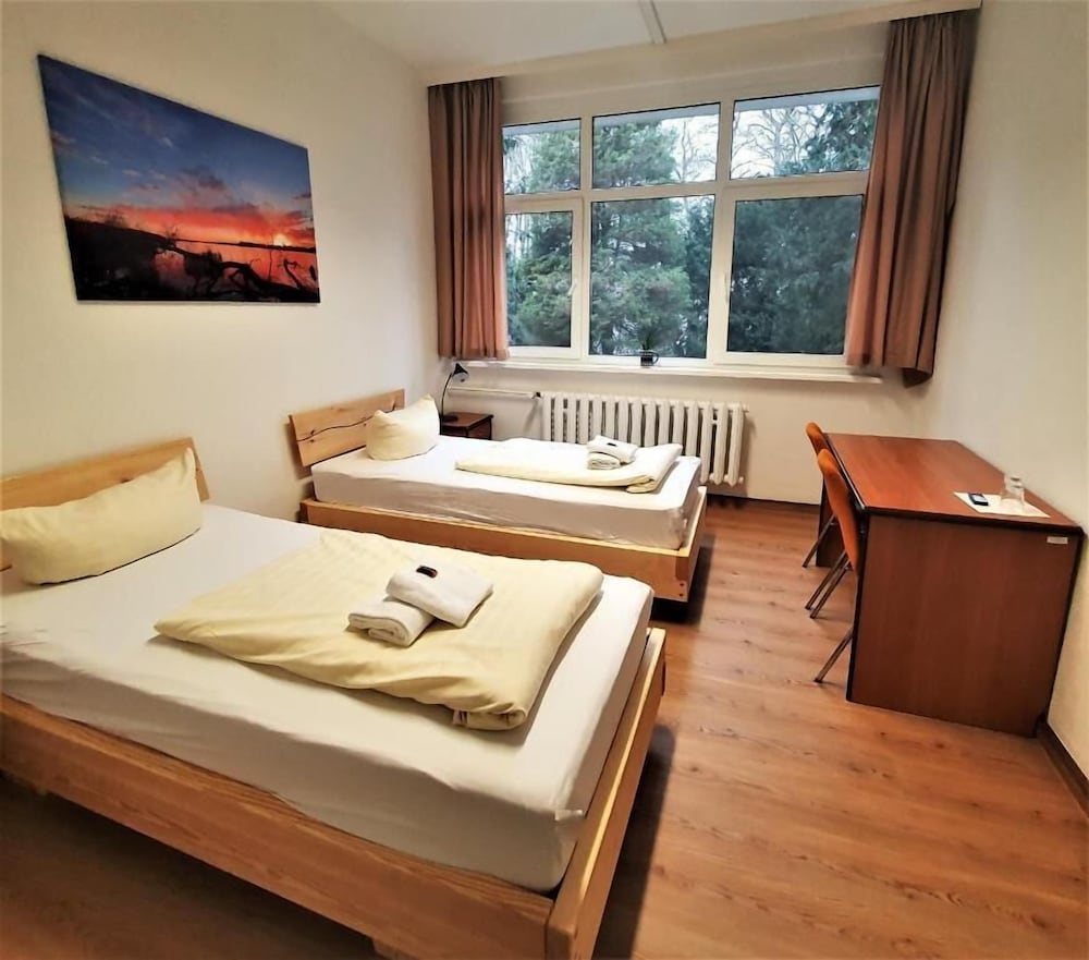 Standard Twin Room, Garden View photo 1