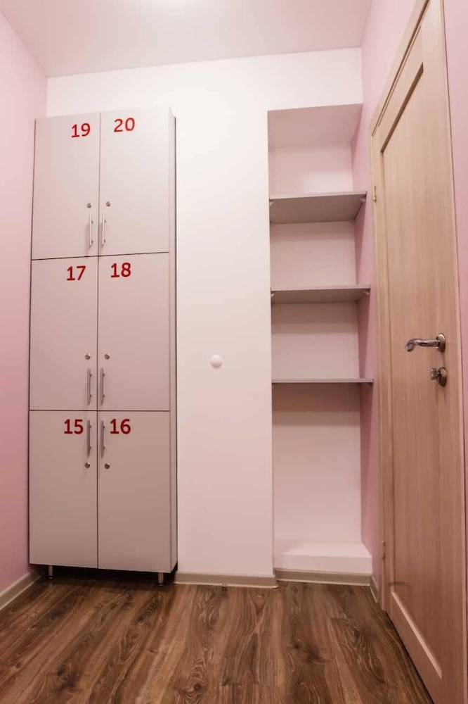 Shared Dormitory, Women only photo 2