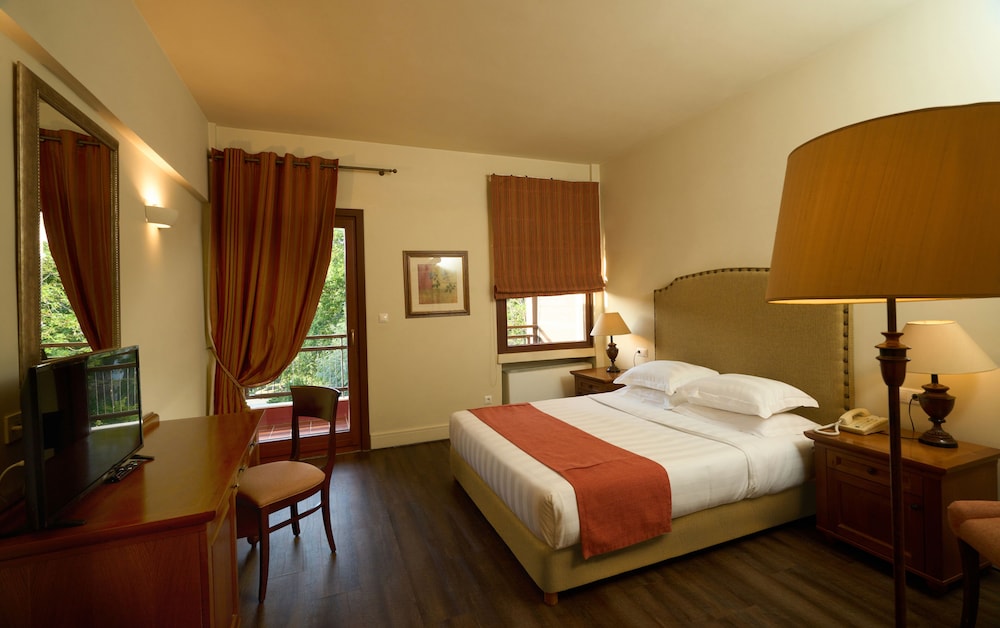 Classic Double Room, Balcony - Photo 1